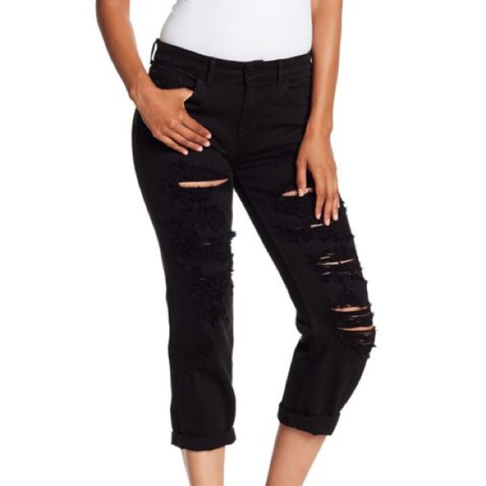 Alice + Oliva distressed boyfriend jeans